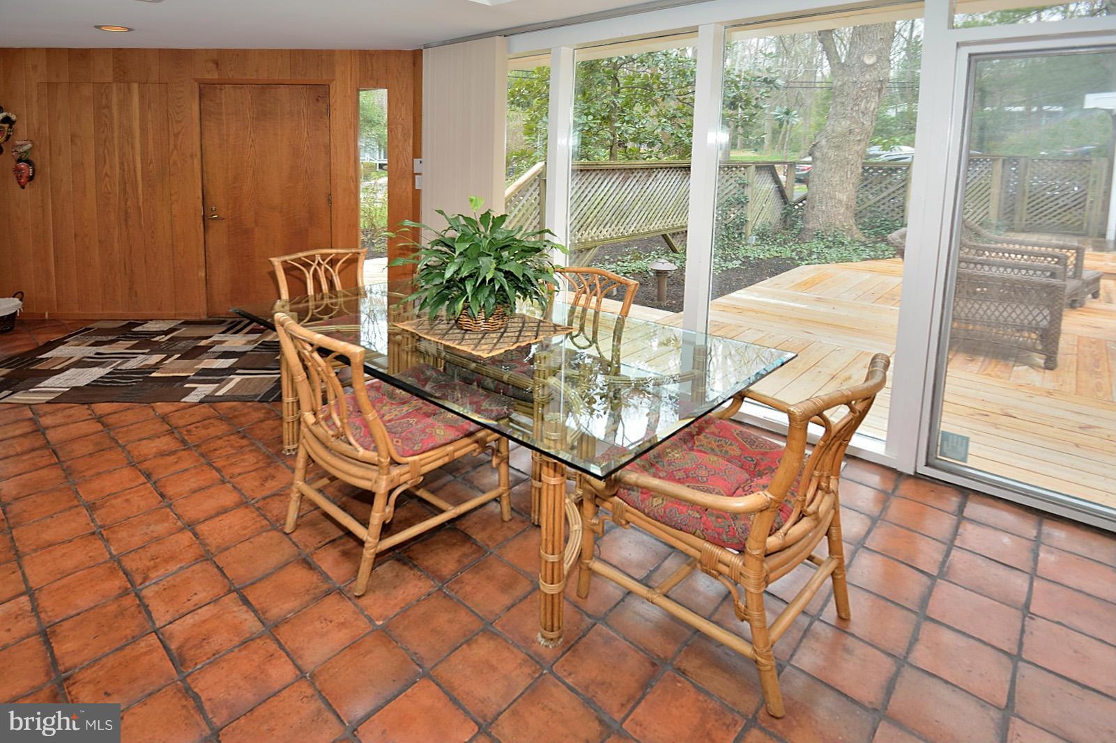 7211 Beechwood Road Alexandria, VA 22307 - Photo 3 of 30 Dining Room