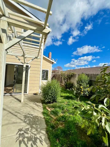 $3,100 | 111 Thresher Drive, Vallejo, CA 94591