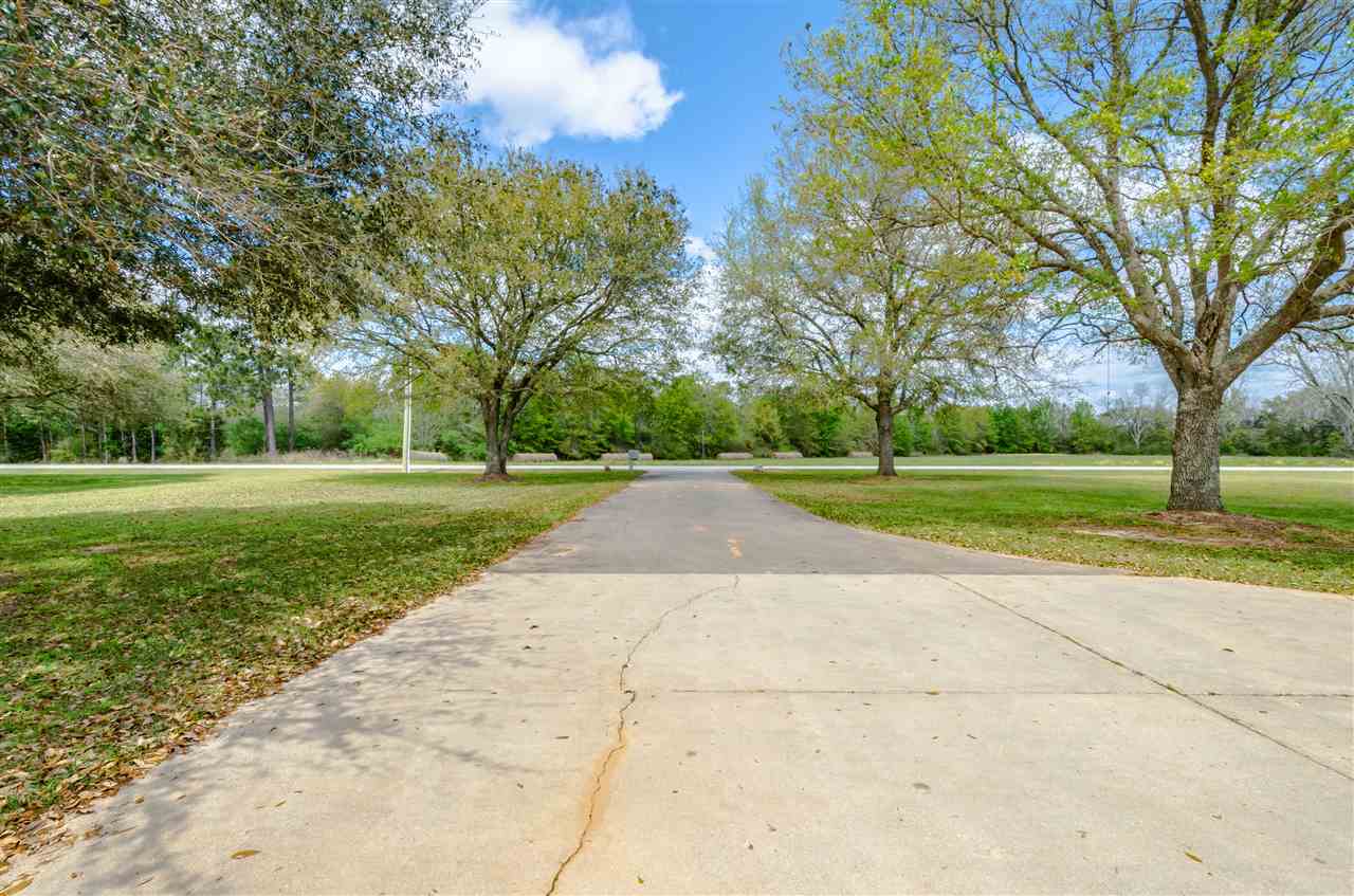 26100 Frank Road Elberta, AL 36530 - Photo 5 of 32