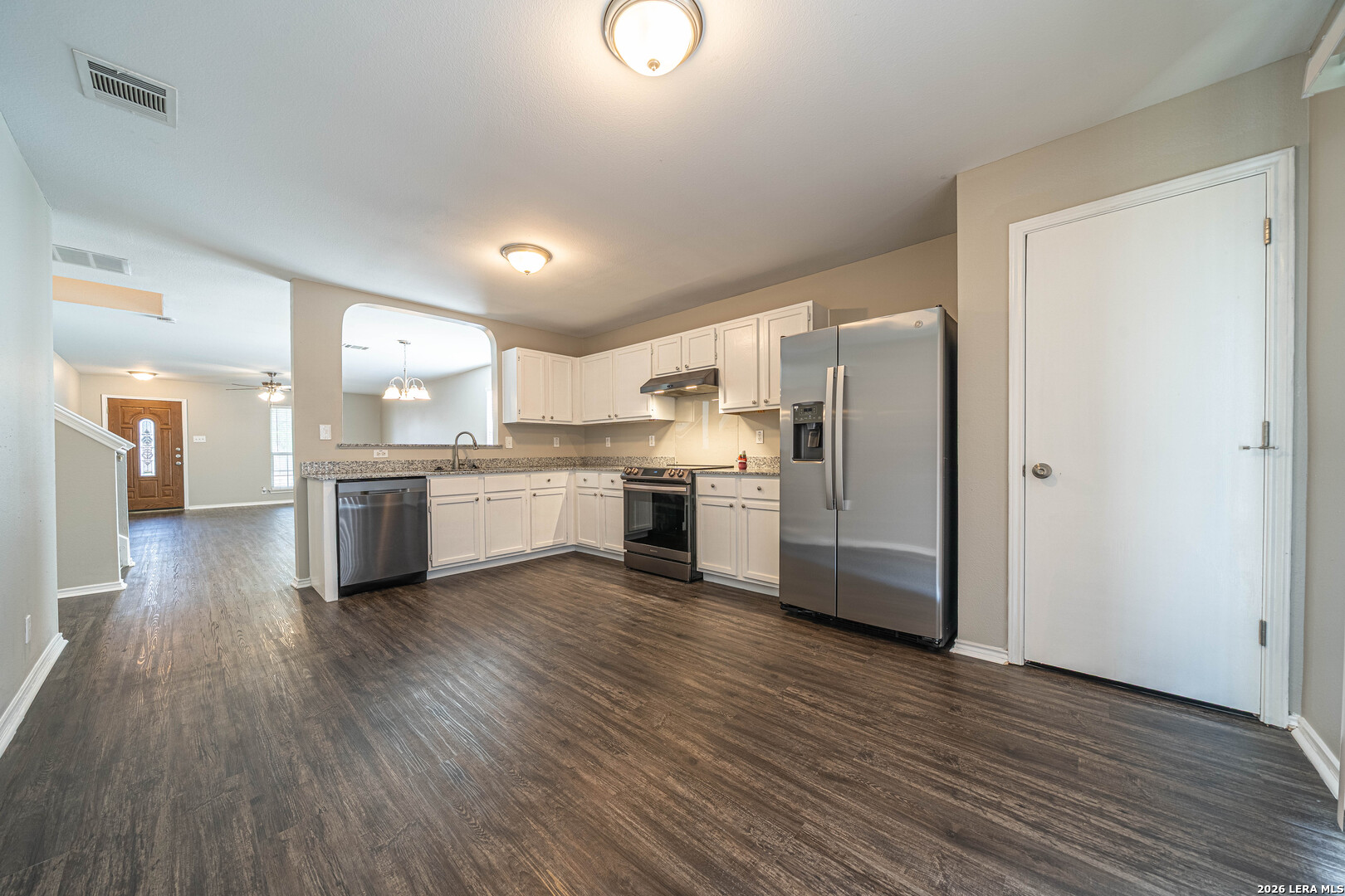 427 Silver Bit San Antonio, TX 78227 - Photo 10 of 35