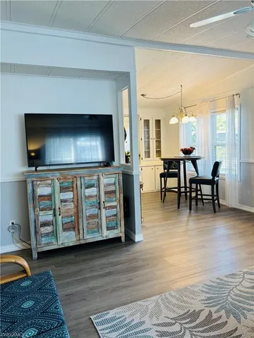 $199,000 | 618 Charlemagne Boulevard, Naples, FL 34112