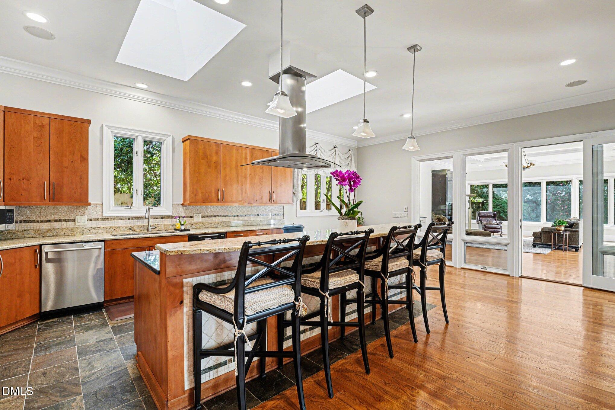 3207 Sussex Road Raleigh, NC 27607 - Photo 12 of 52 014_file_2827