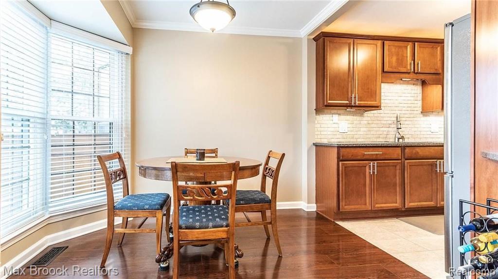 40014 Crosswinds Road Novi, MI 48375 - Photo 8 of 39