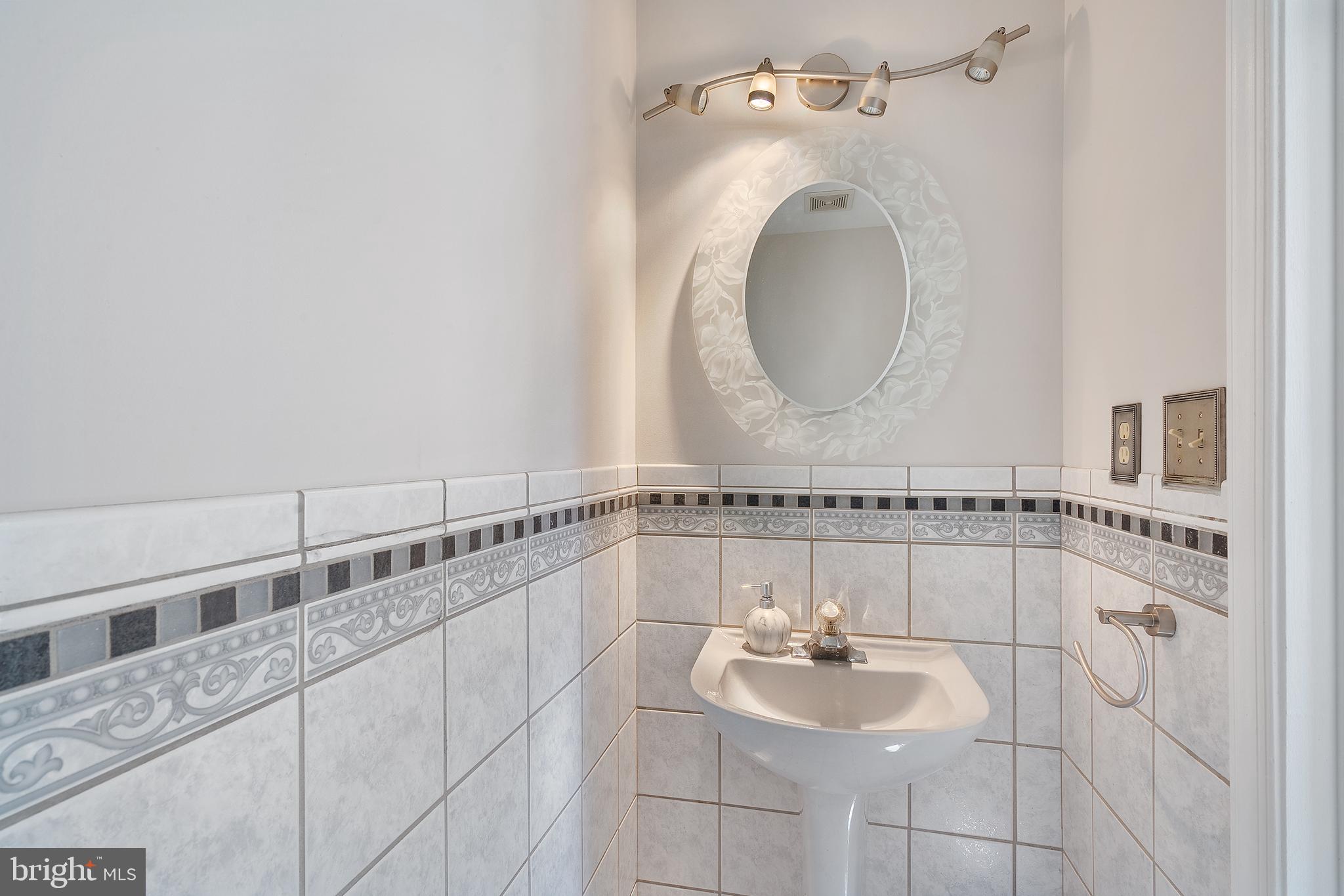 42 Nostrand Road Hillsborough, NJ 08844 - Photo 25 of 43