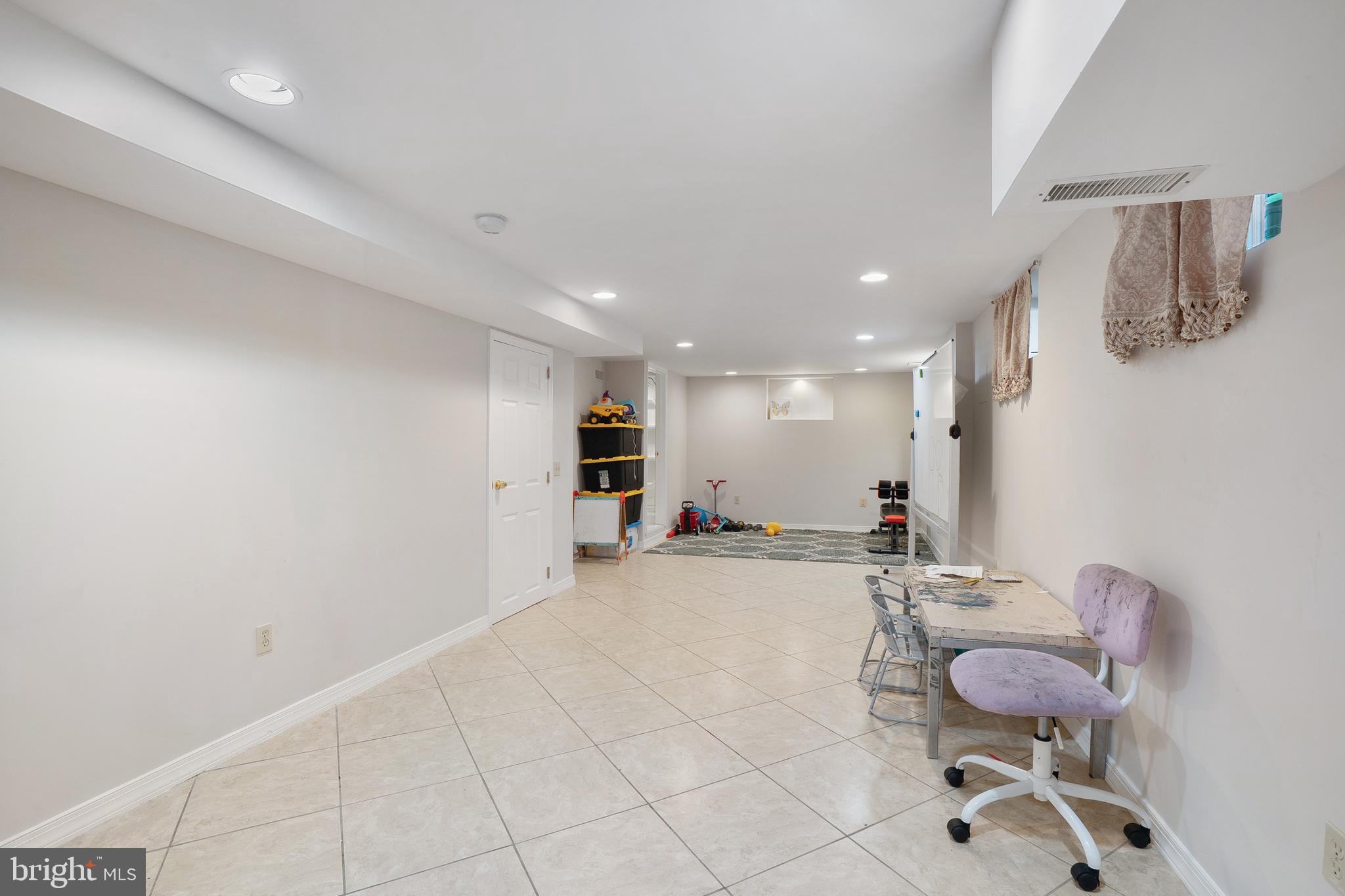 42 Nostrand Road Hillsborough, NJ 08844 - Photo 41 of 43