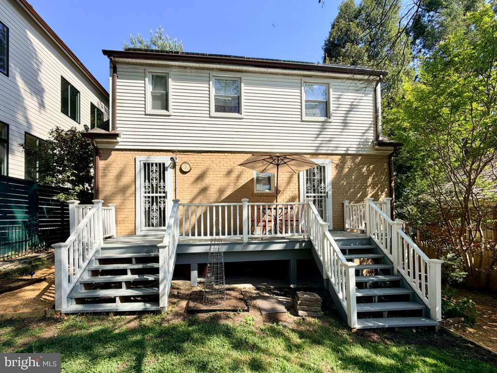 5015 Fulton Street Northwest Washington, DC 20016 - Photo 20 of 32 Back of the house
