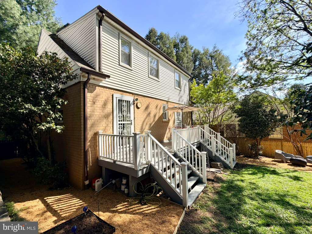 5015 Fulton Street Northwest Washington, DC 20016 - Photo 21 of 32 Back of the house