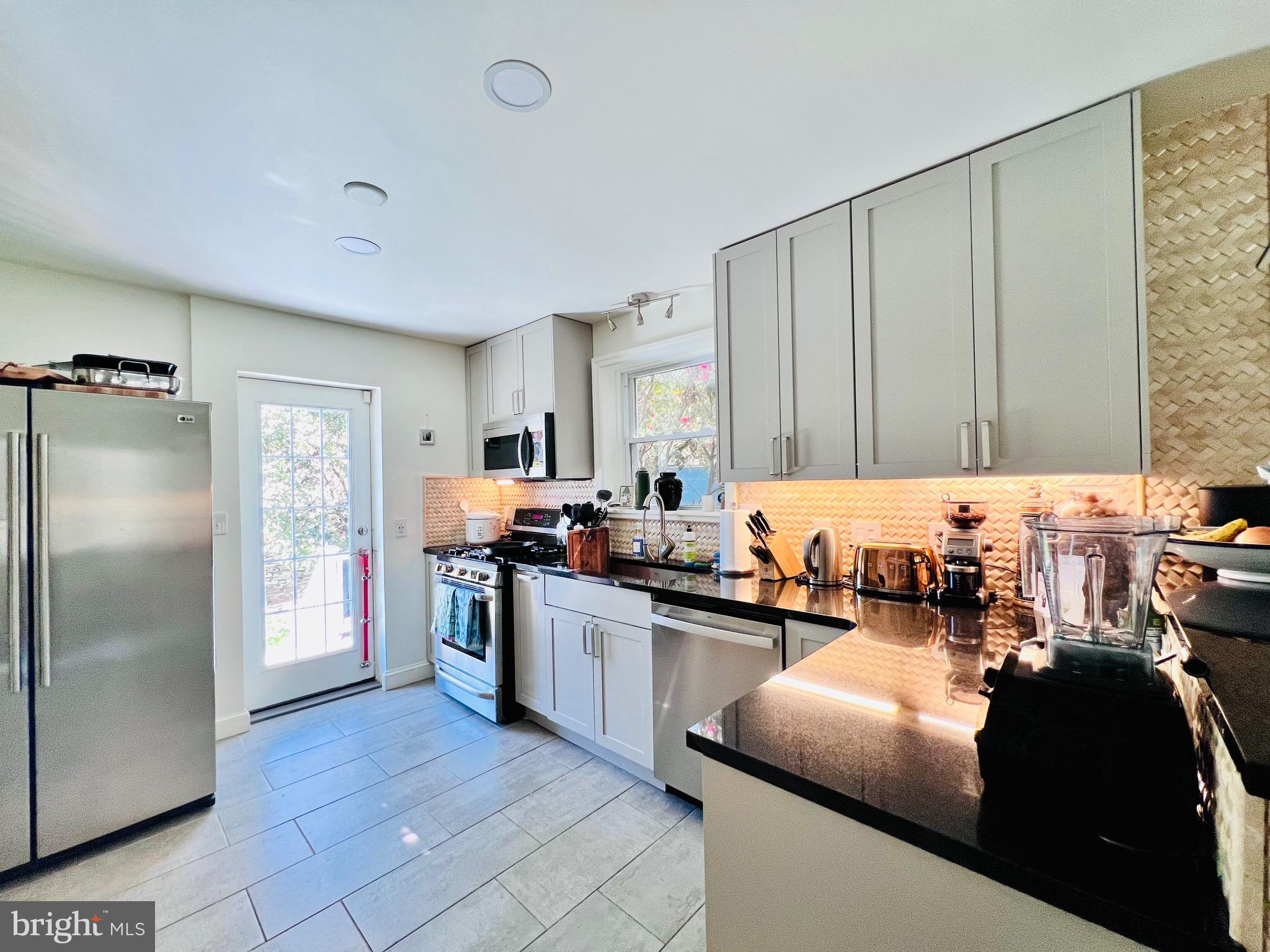 5015 Fulton Street Northwest Washington, DC 20016 - Photo 5 of 8 Kitchen