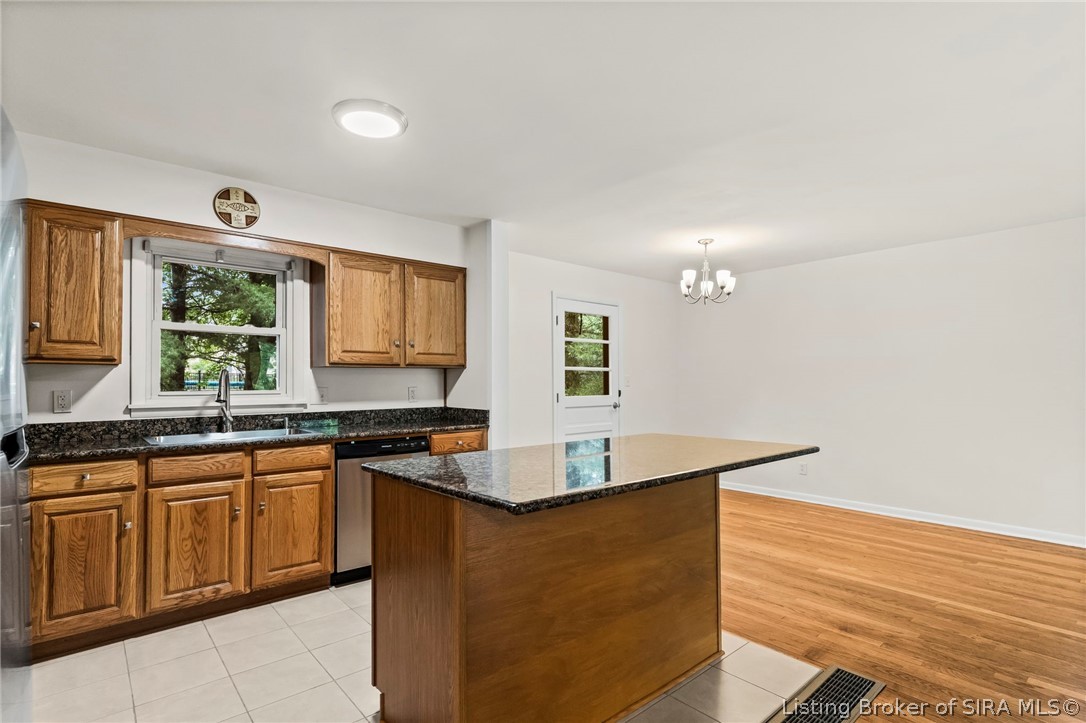330 State Street Madison, IN 47250 - Photo 12 of 19
