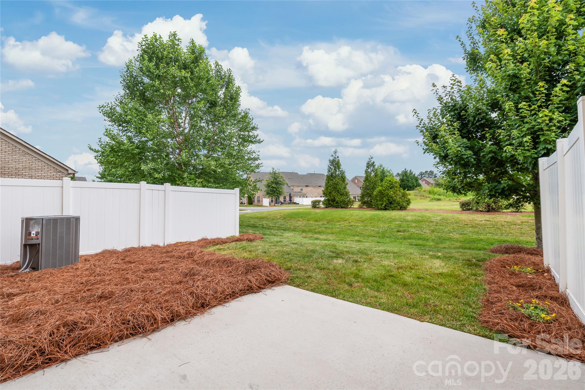 4010 Woodsmill Road Fort Mill, SC 29707 - Photo 29 of 37