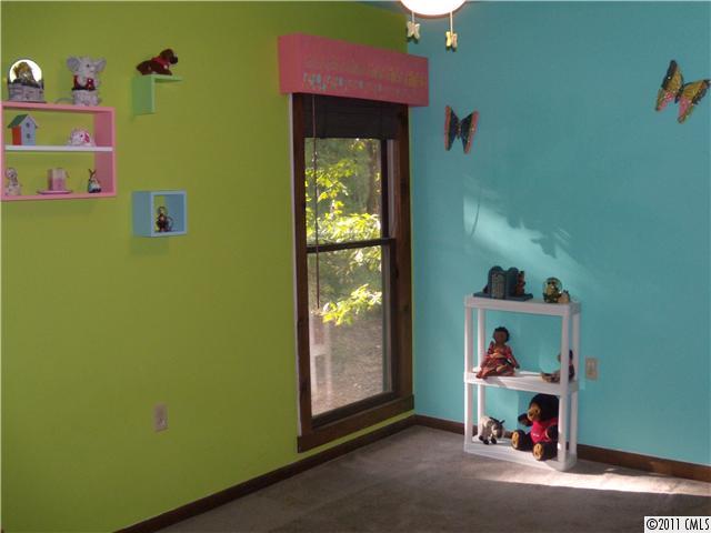 3702 Spring Drive Midland, NC 28107 - Photo 10 of 16 Gallery Image 10