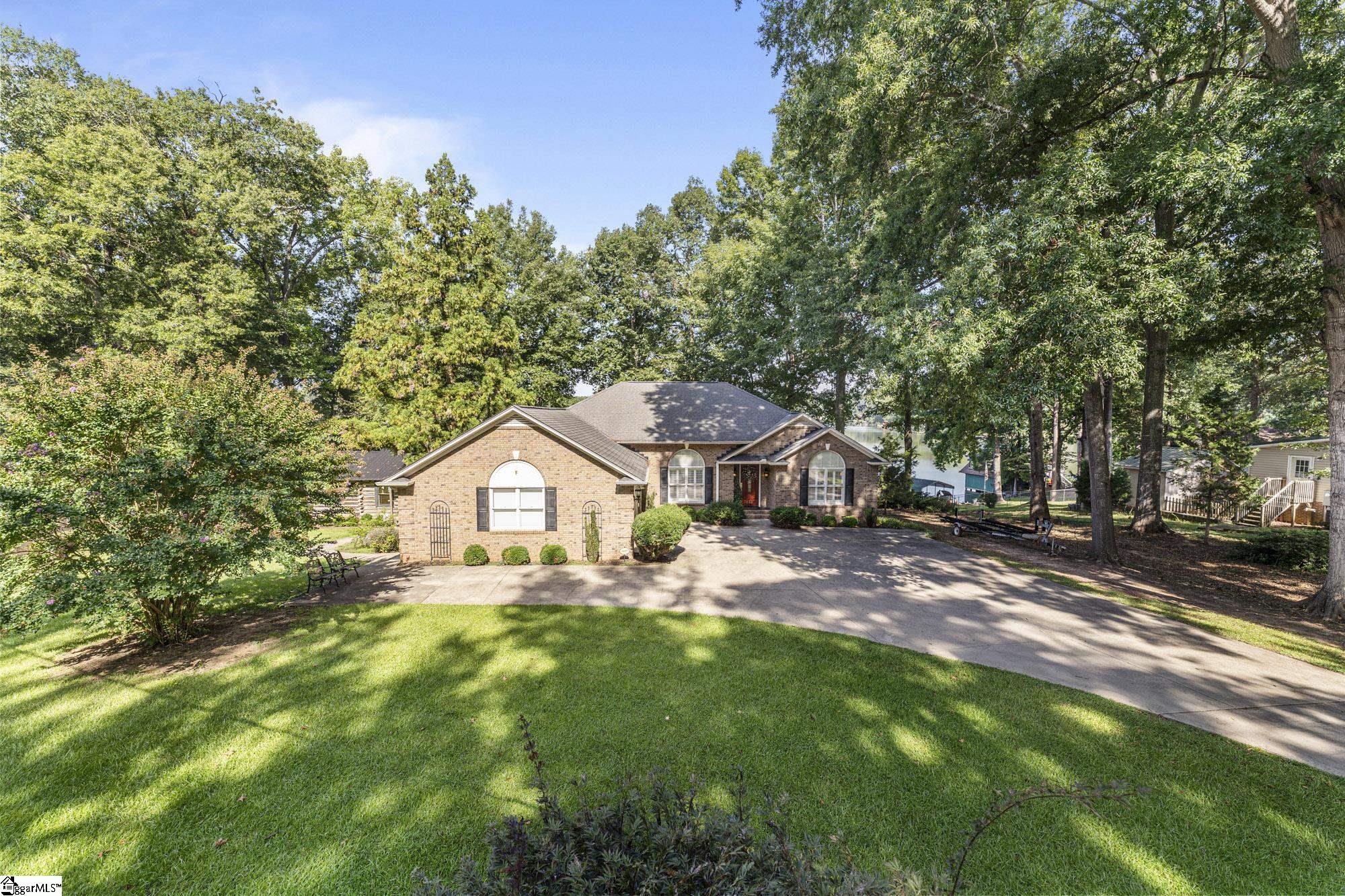 322 Johnson Avenue Anderson, SC 29621 - Photo 1 of 36 Gallery Image 1