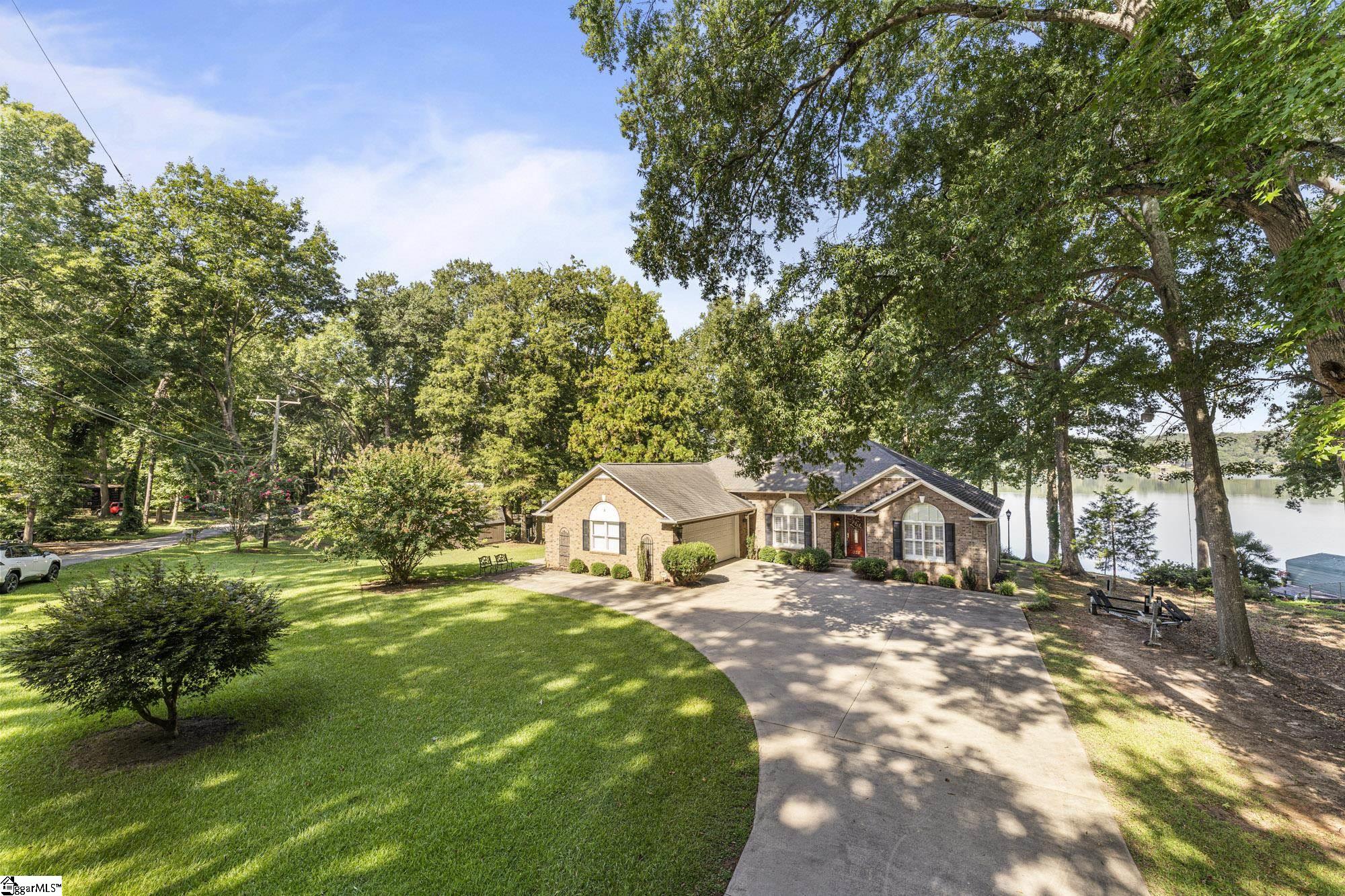 322 Johnson Avenue Anderson, SC 29621 - Photo 2 of 36 Gallery Image 2