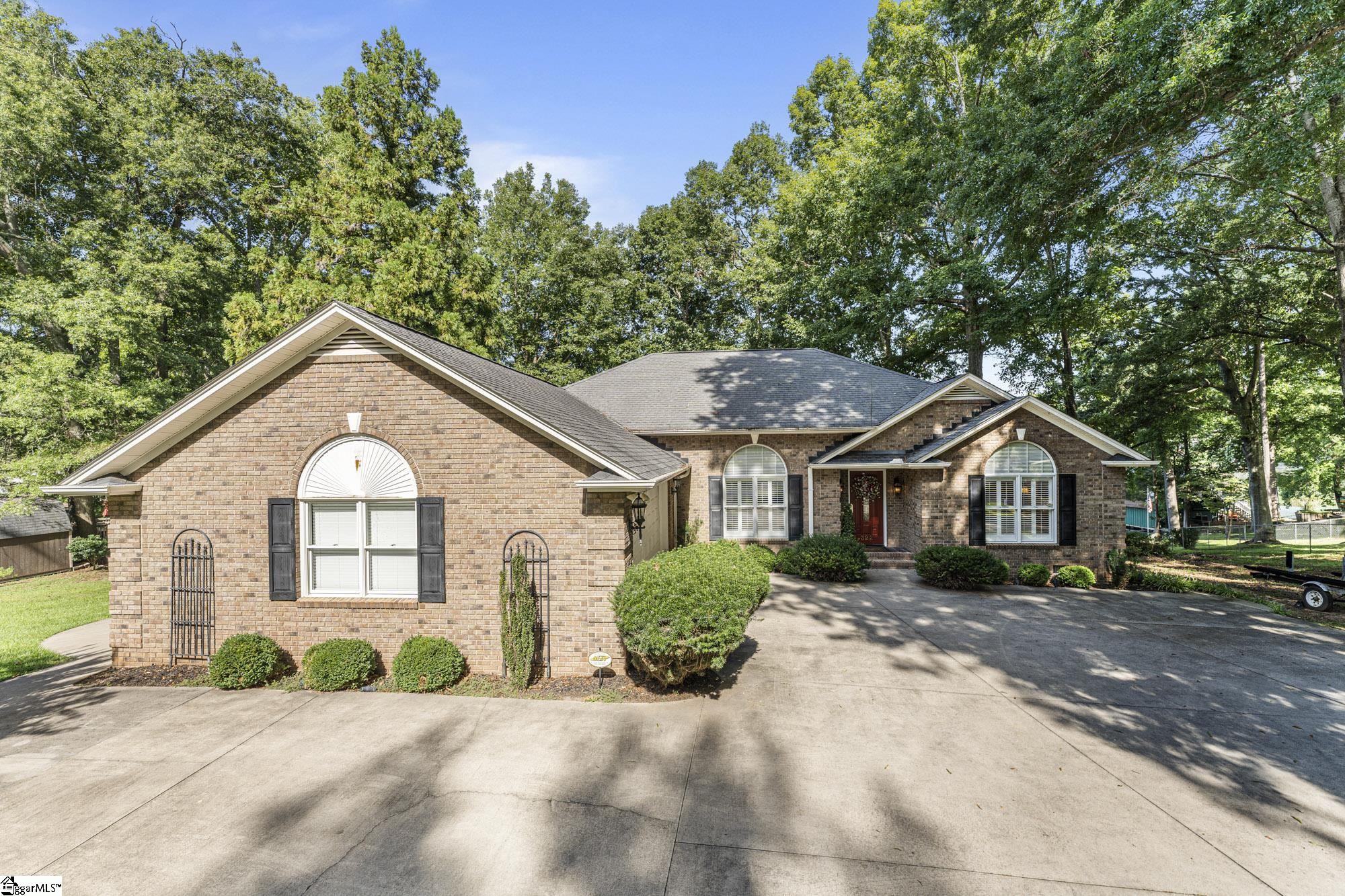 322 Johnson Avenue Anderson, SC 29621 - Photo 3 of 36 Gallery Image 3