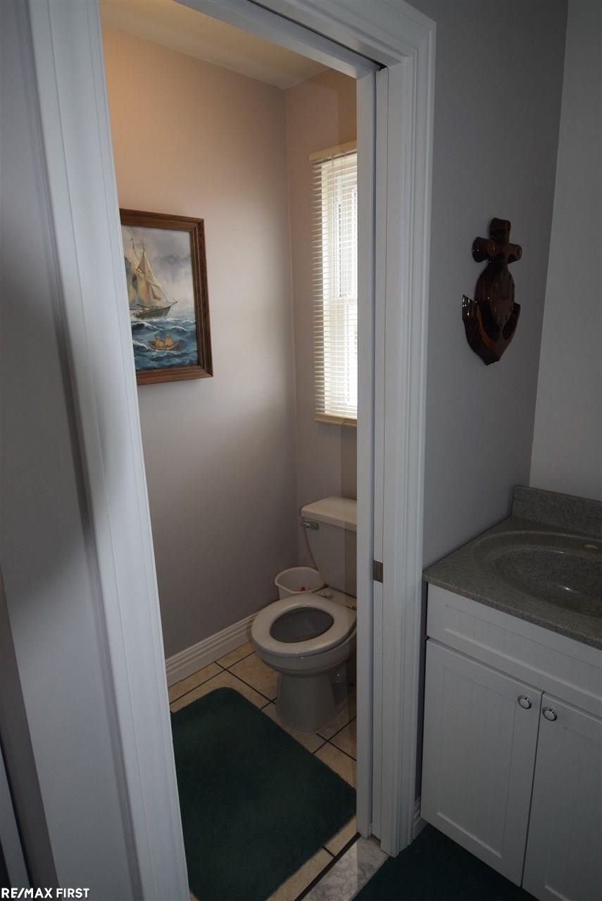 6389 Dyke Road Algonac, MI 48001 - Photo 35 of 46 31373716-34.JPG