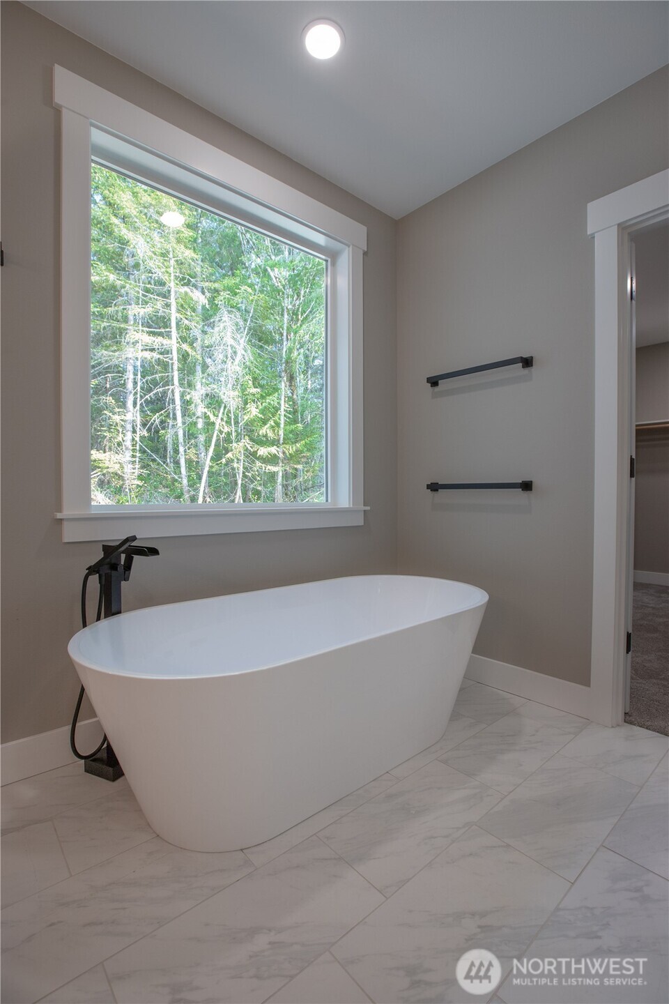 8908 Hunter Point Road Northwest Olympia, WA 98502 - Photo 21 of 32 Gallery Image 21