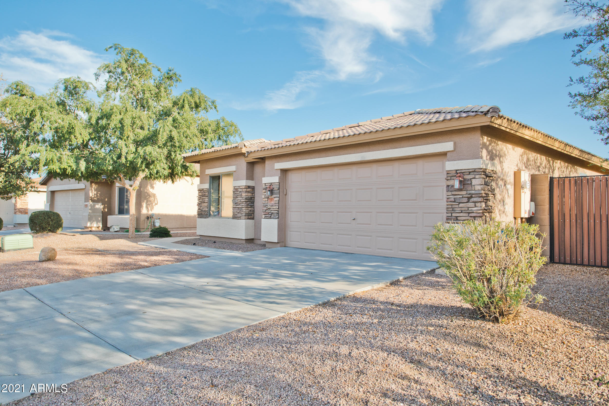 2095 West Tanner Ranch Road Queen Creek, AZ 85144 - Photo 3 of 43 Tanner_34