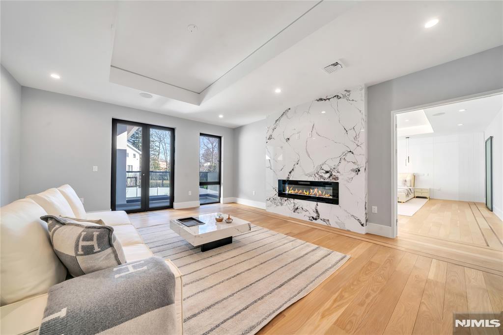 11 Roberts Road Englewood Cliffs, NJ 07632 - Photo 25 of 50