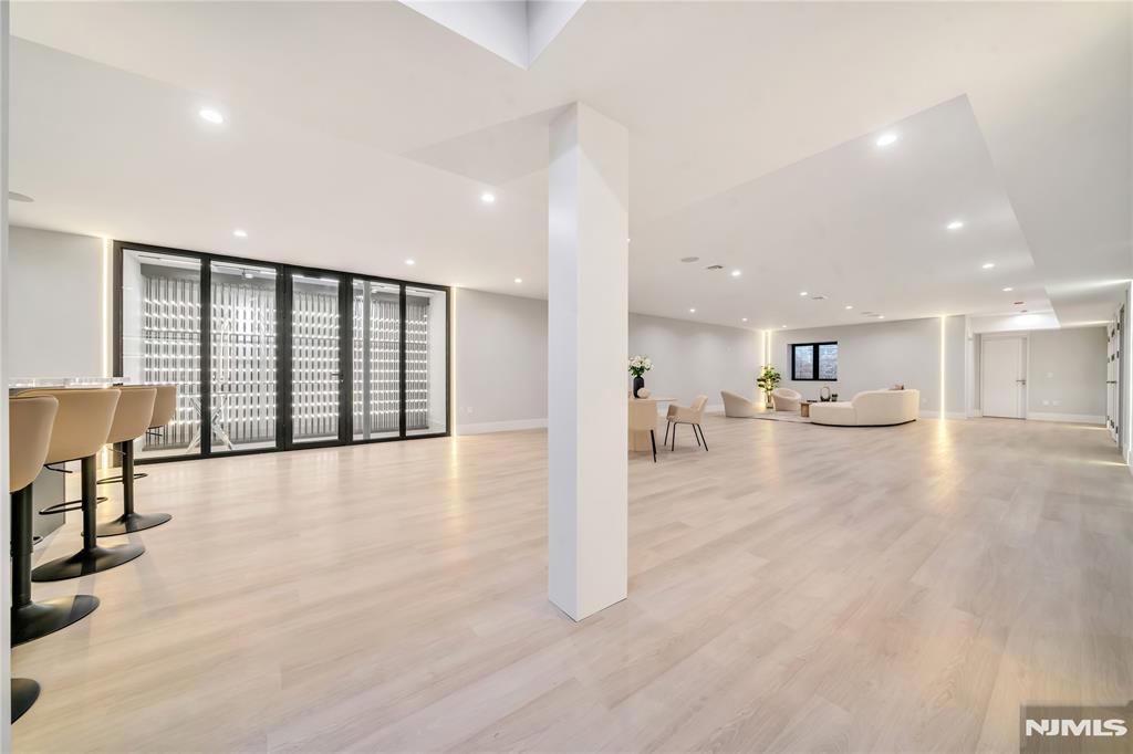 11 Roberts Road Englewood Cliffs, NJ 07632 - Photo 35 of 50