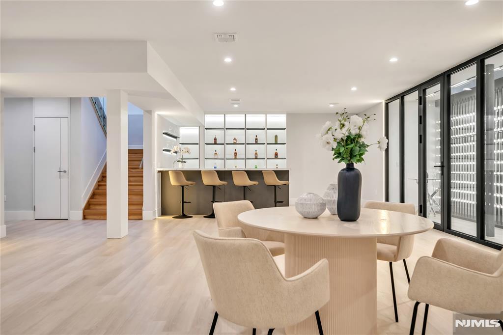 11 Roberts Road Englewood Cliffs, NJ 07632 - Photo 39 of 50