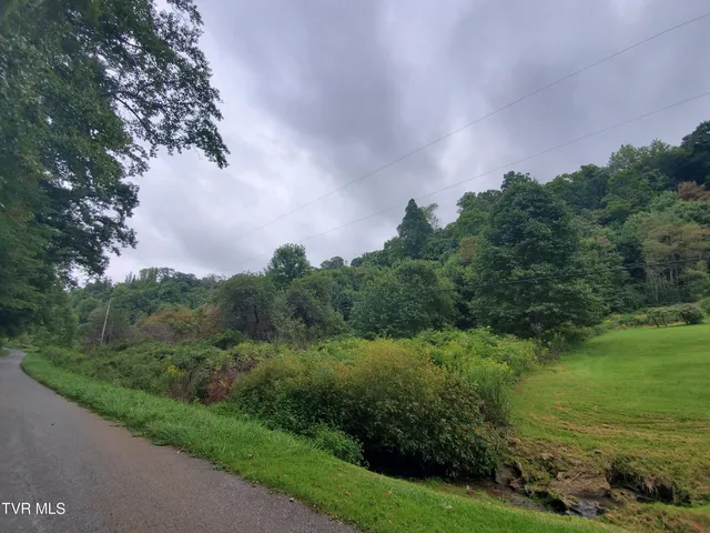 $72,900 | 184 Garland Road, Unit 5, Roan Mountain, TN 37687