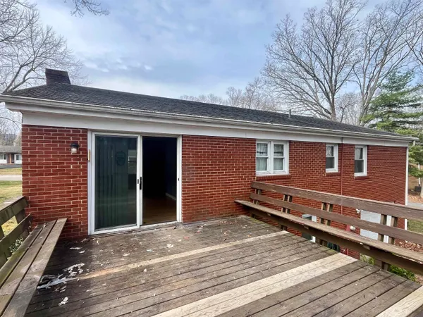 $275,000 | 28 Flint Mountain Drive, Stuarts Draft, VA 24477