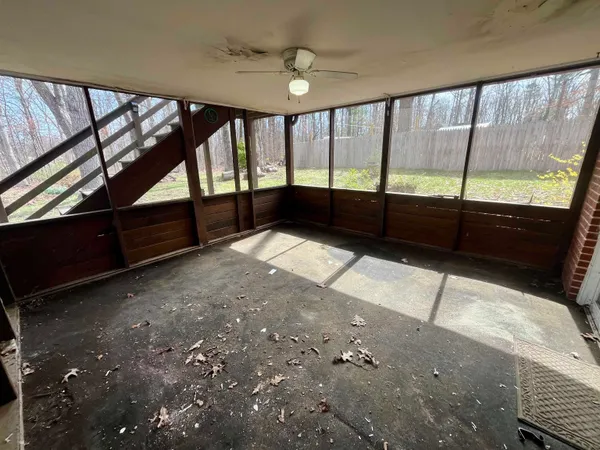 $275,000 | 28 Flint Mountain Drive, Stuarts Draft, VA 24477