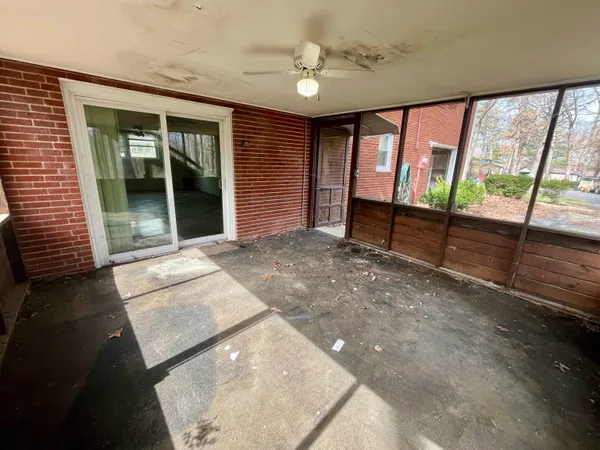 $275,000 | 28 Flint Mountain Drive, Stuarts Draft, VA 24477