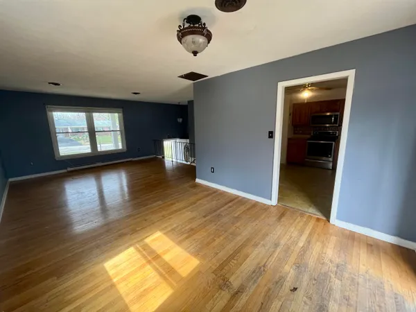 $275,000 | 28 Flint Mountain Drive, Stuarts Draft, VA 24477