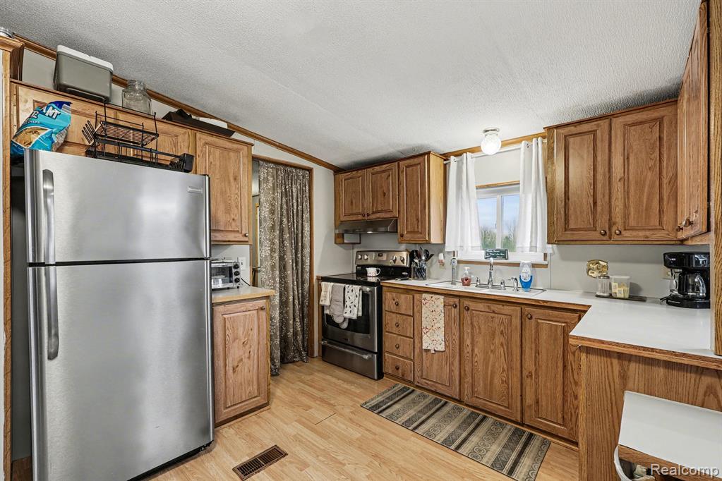 12509 Norman Road Yale, MI 48097 - Photo 8 of 25