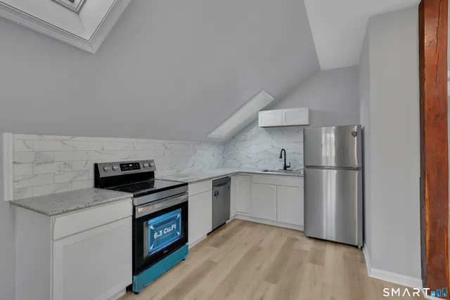 $2,200 | 194 Hartford Road, Unit C, Manchester, CT 06040