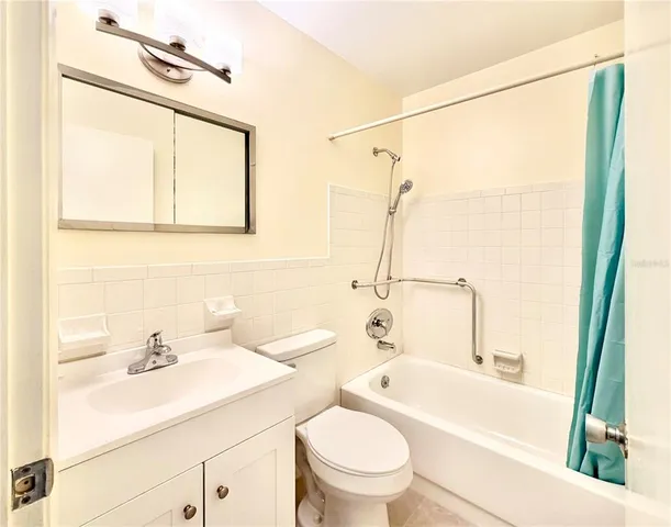 $1,600 | 2311 Brisbane Street, Unit 45, Clearwater, FL 33763