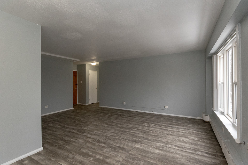 7333 North Ridge Boulevard, Unit 409 Chicago, IL 60645 - Photo 5 of 19 Gallery Image 5