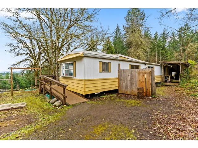 $315,000 | 89582 Demming Road, Elmira, OR 97437