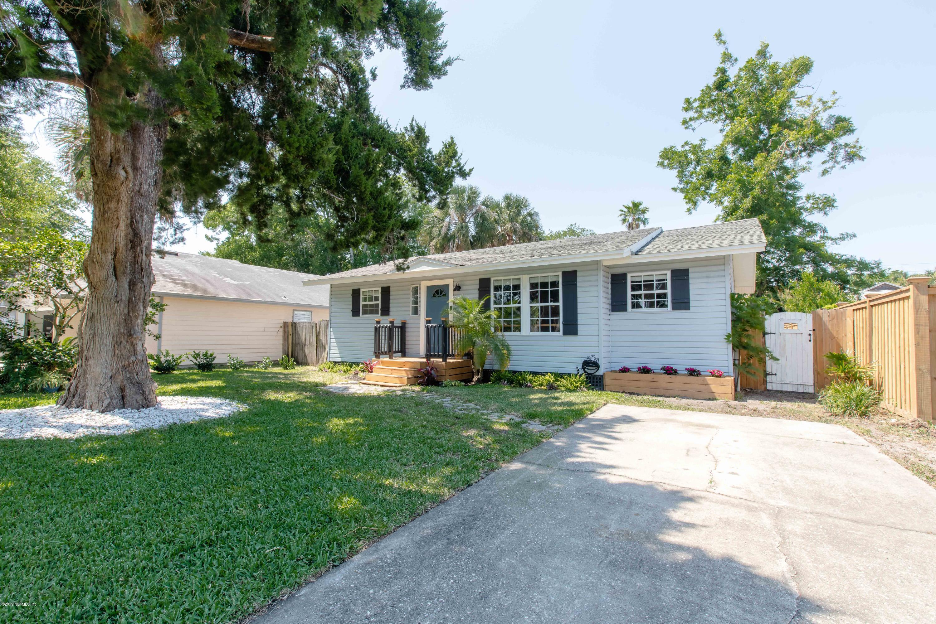 1107 Ruth Avenue Jacksonville Beach, FL 32250 - Photo 2 of 21 1107 Ruth Ave