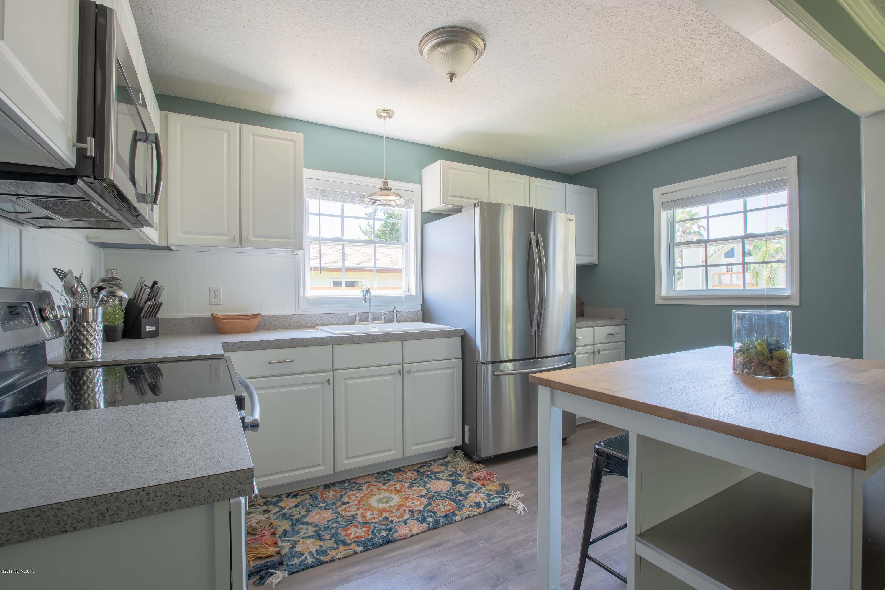 1107 Ruth Avenue Jacksonville Beach, FL 32250 - Photo 7 of 21 Kitchen