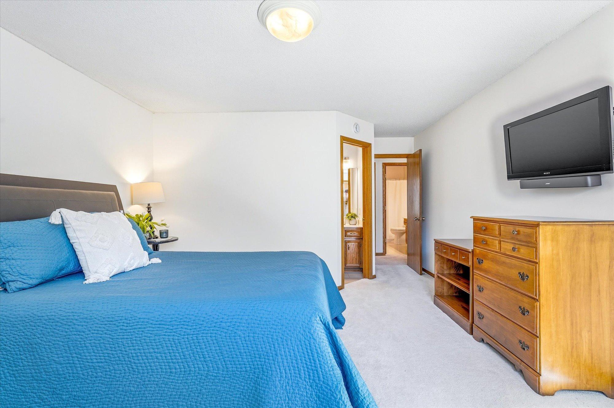 4564 Cliff Ridge Court Eagan, MN 55123 - Photo 32 of 64