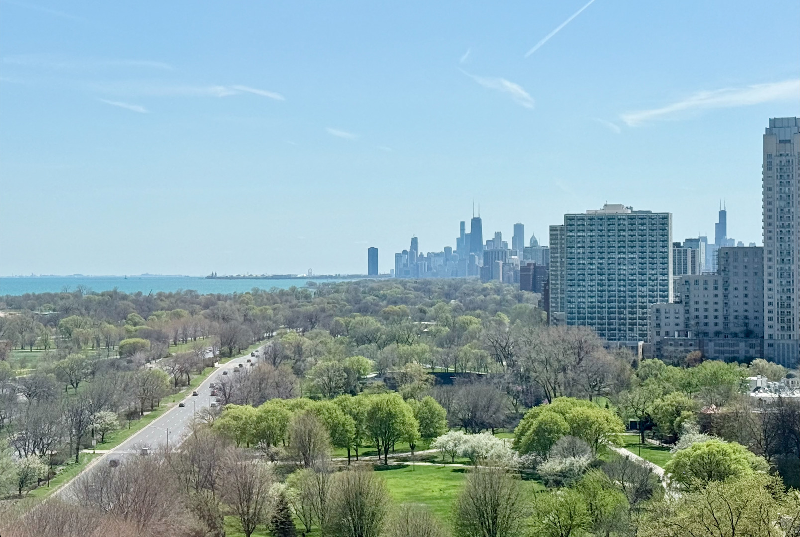 5555 North Sheridan Road, Unit 1503 Chicago, IL 60640 - Photo 2 of 2