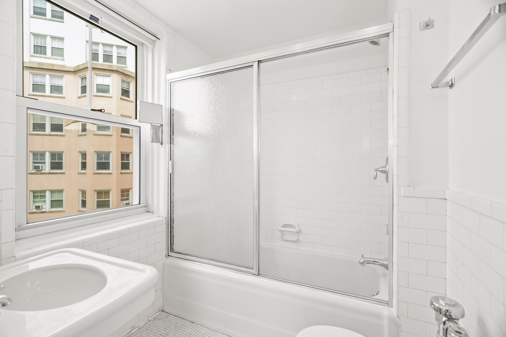 5555 North Sheridan Road, Unit 1503 Chicago, IL 60640 - Photo 21 of 42