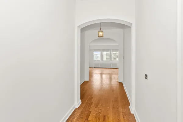 $500,000 | 5555 North Sheridan Road, Unit 1503, Chicago, IL 60640