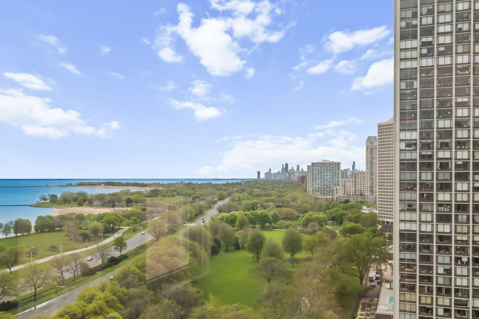 5555 North Sheridan Road, Unit 1503 Chicago, IL 60640 - Photo 7 of 42