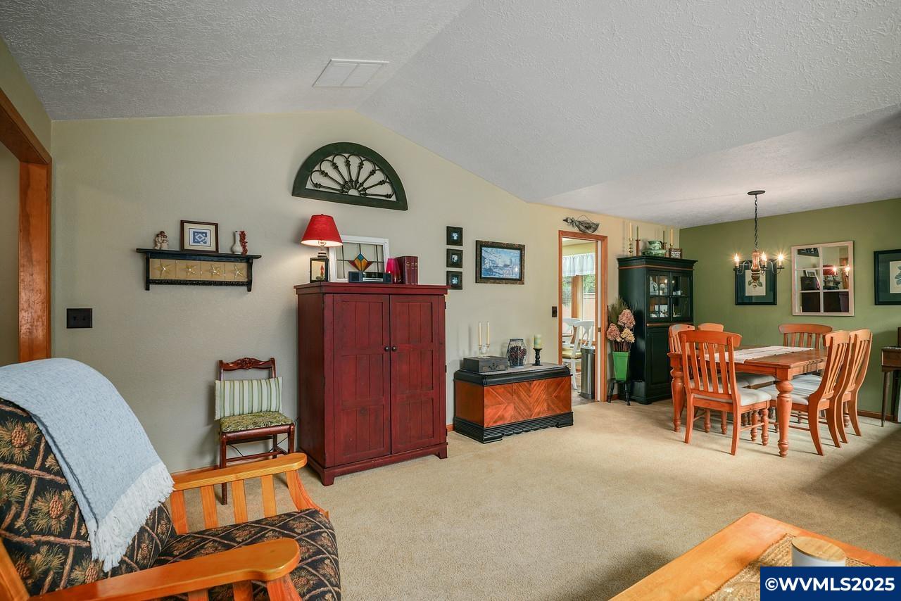 1065 Ridgepoint Street Northeast Keizer, OR 97303 - Photo 10 of 45