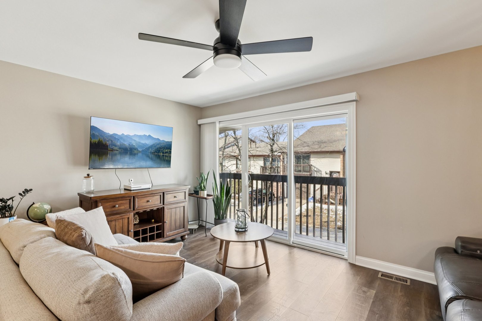 336 Ozark Drive Bolingbrook, IL 60440 - Photo 5 of 31