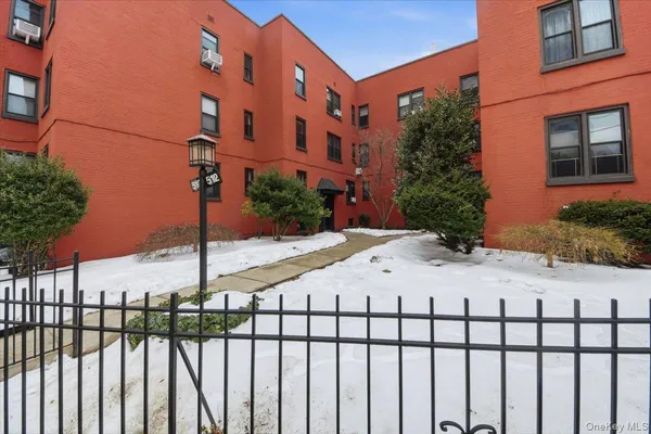 $314,995 | 510 Kappock Street, Unit 3B | Spuyten Duyvil