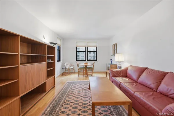 $314,995 | 510 Kappock Street, Unit 3B | Spuyten Duyvil