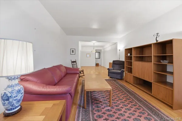 $314,995 | 510 Kappock Street, Unit 3B | Spuyten Duyvil