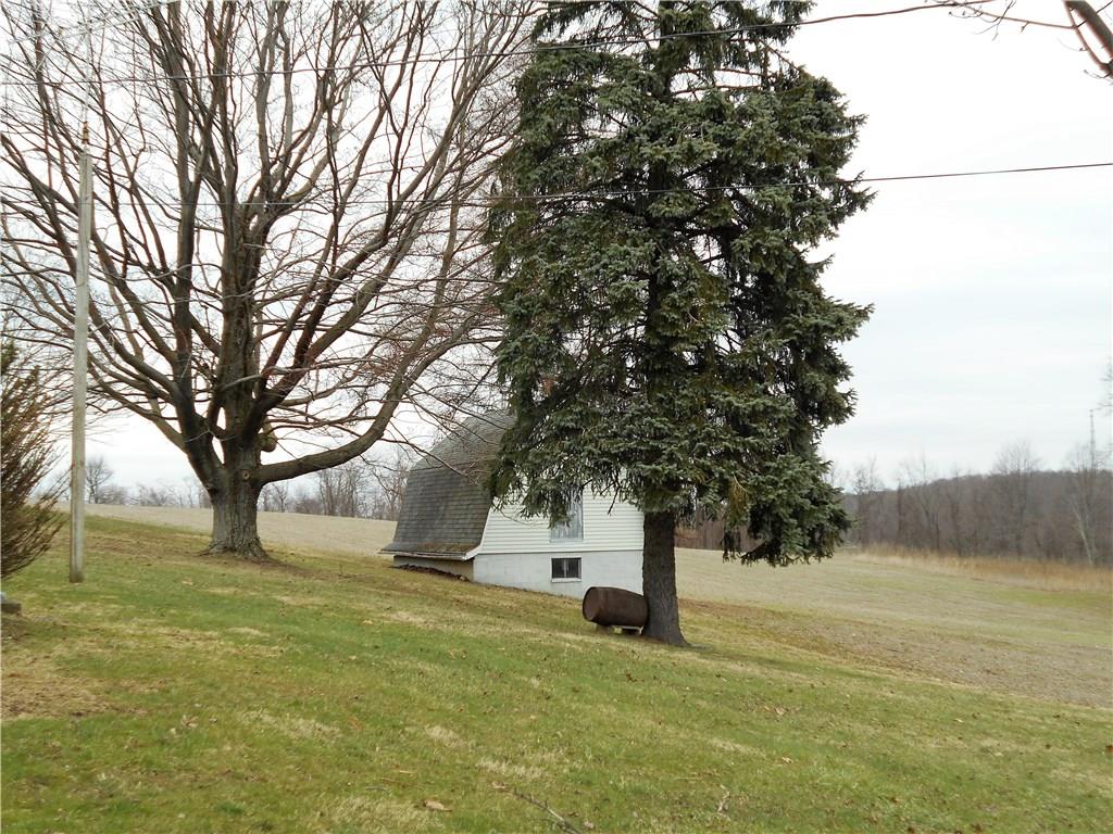 545 Middletown Road New Stanton, PA 15672 - Photo 6 of 25