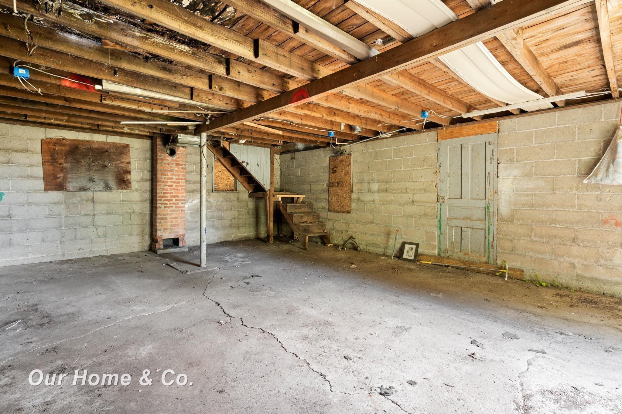 36505 Bismark Road New Boston, MI 48164 - Photo 6 of 26 Gallery Image 6