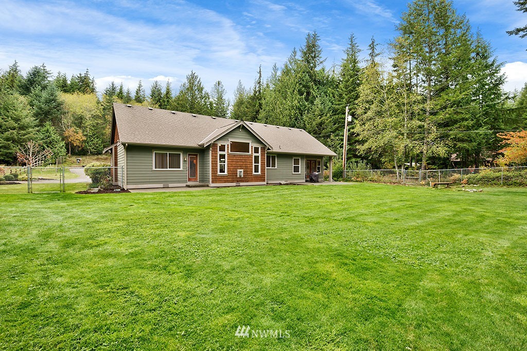 8413 Southeast View Park Road Port Orchard, WA 98367 - Photo 20 of 25 Gallery Image 20