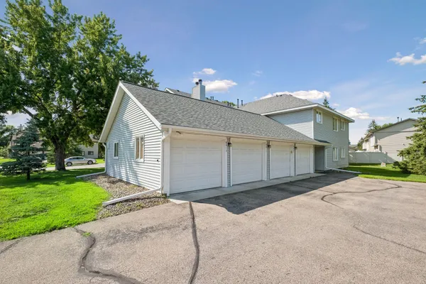 $189,900 | 6613 162nd Court, Unit 323, Rosemount, MN 55068